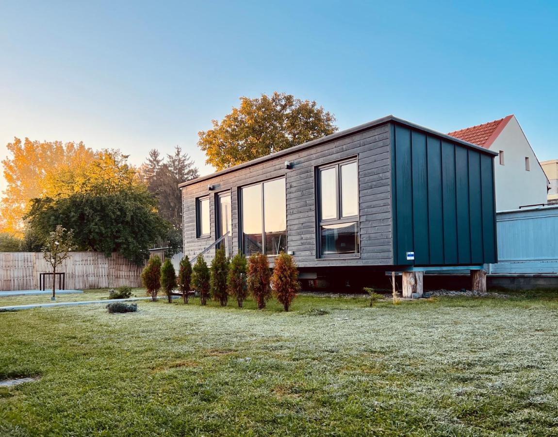 فيلا Pixel - Tiny Campus Tîrgu Secuiesc المظهر الخارجي الصورة